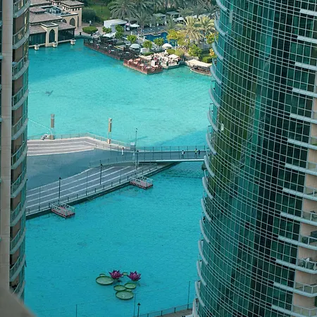 Luxury 2-Br Overlooking Burj & Fountain Views Dubai Exterior photo